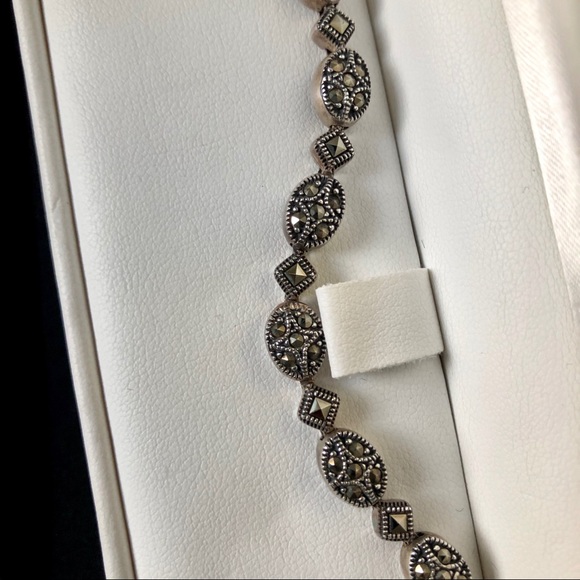 Marcasite and Silver Art Deco Bracelet - Picture 6 of 8